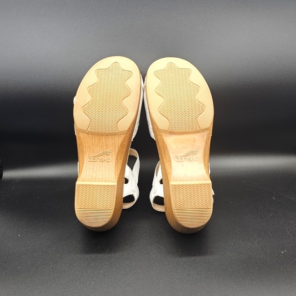 Dansko Season Sandals - Picture 12 of 12